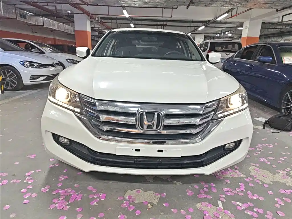 Honda Accord 2015 — фото 3