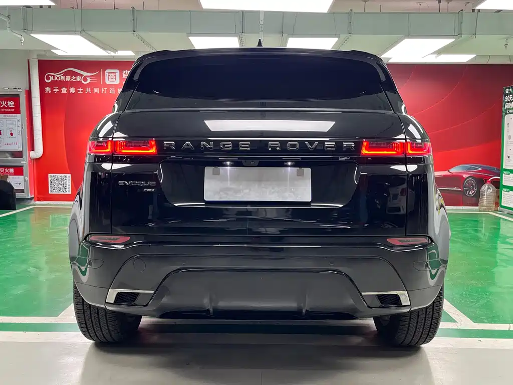 Land Rover Evoque 2022 — фото 6
