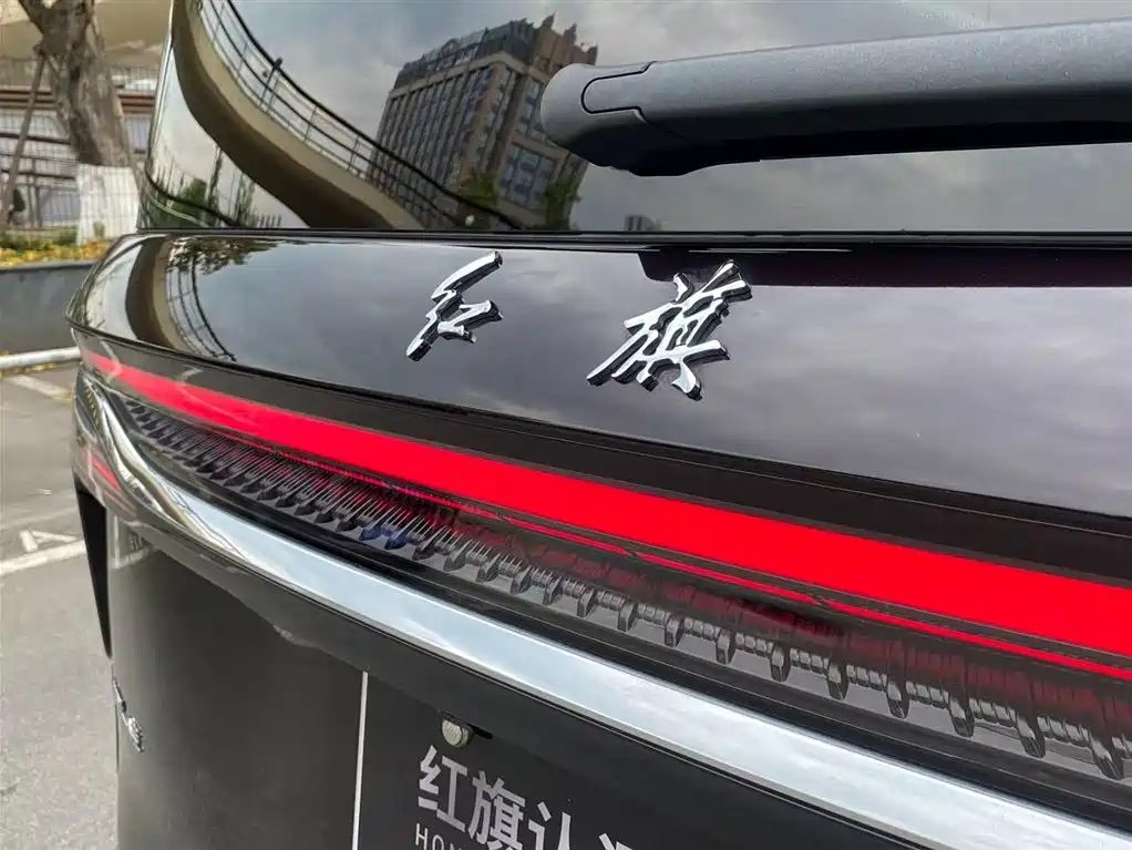 Hongqi HQ9 PHEV 2025 — фото 9
