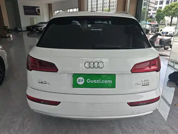 Audi Q5L 2018