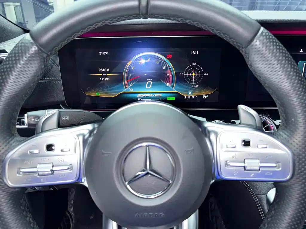 Mercedes-Benz AMG GT 2019 — фото 17