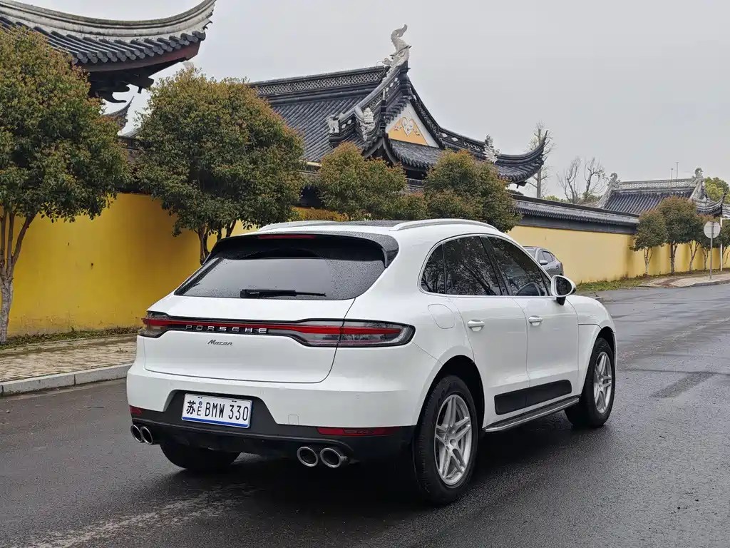 Porsche Macan 2019 — фото 9