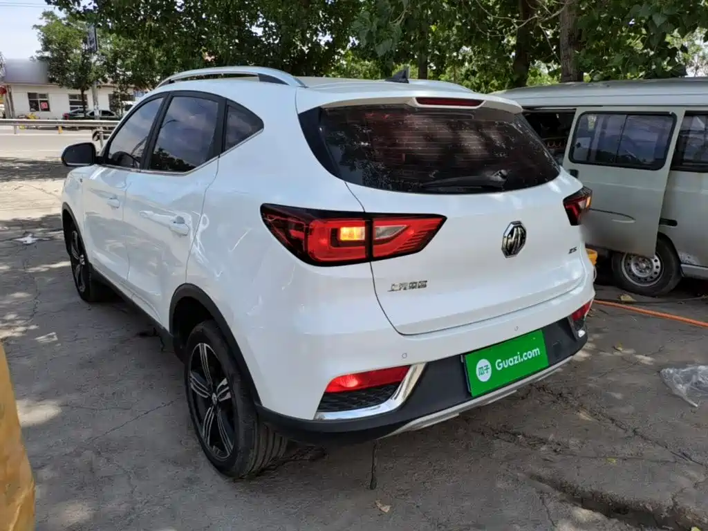 MG ZS 2019