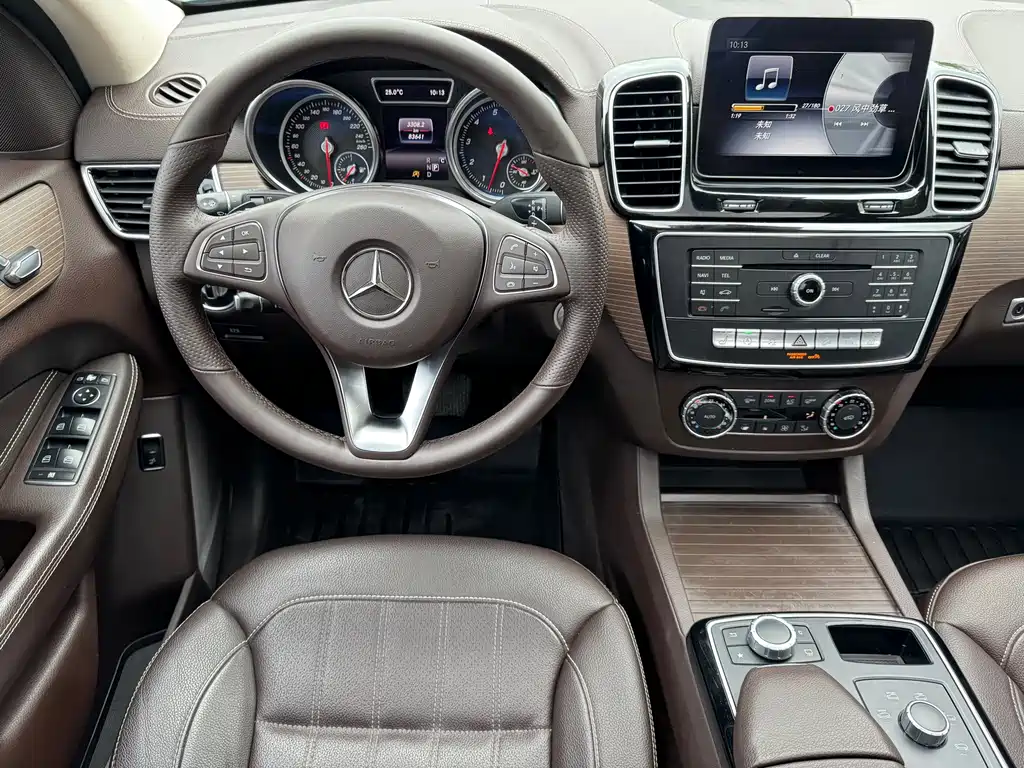Mercedes-Benz GLE 2018 — фото 9