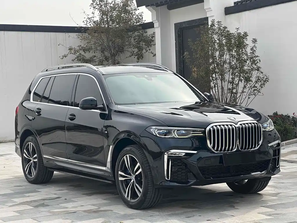 BMW X7 2022 — фото 3