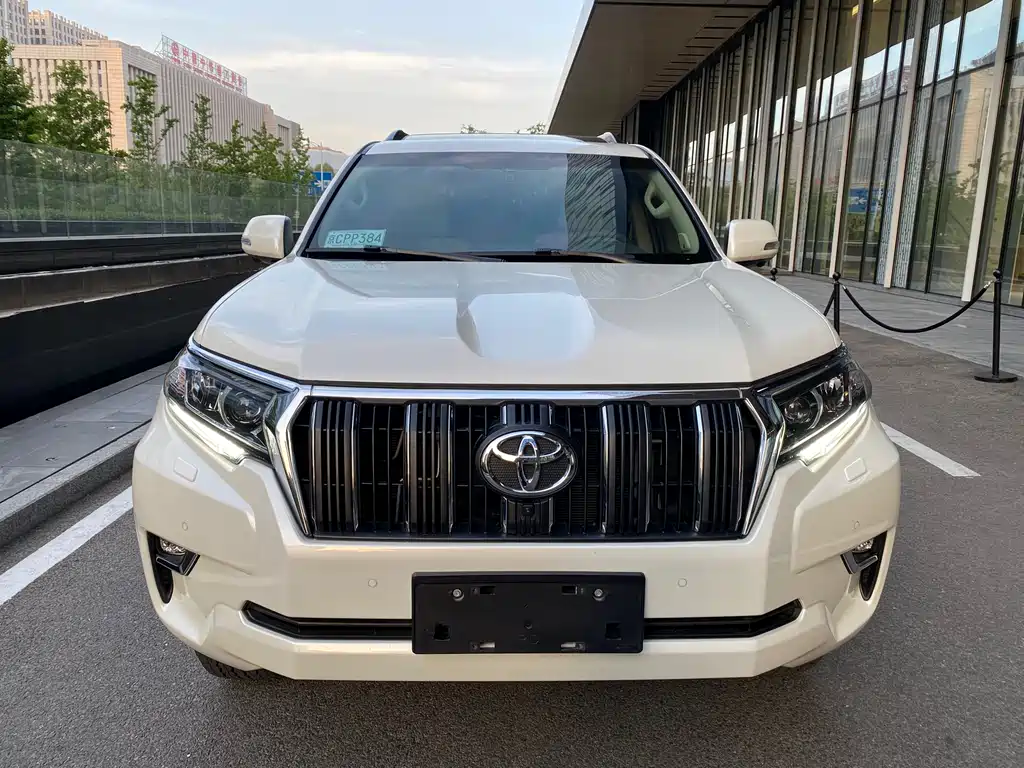 Toyota Prado 2019 — фото 6