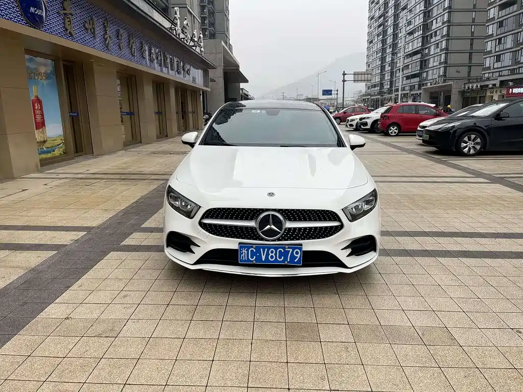 Mercedes-Benz A-Class 2020 — фото 3