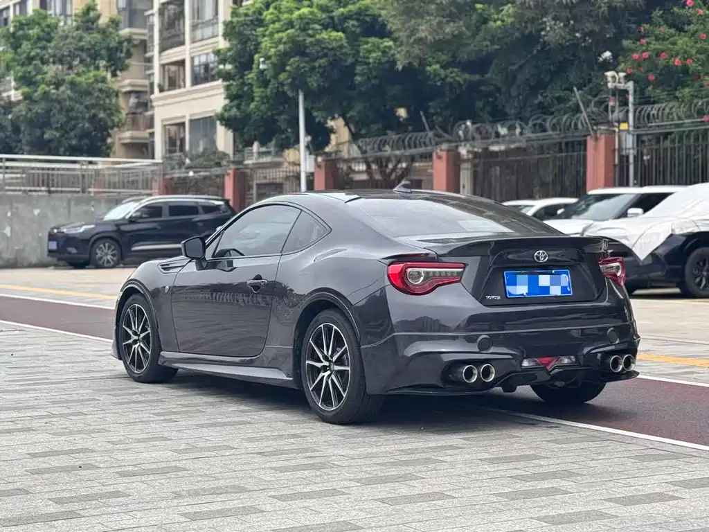 Toyota 86 2017 — фото 17