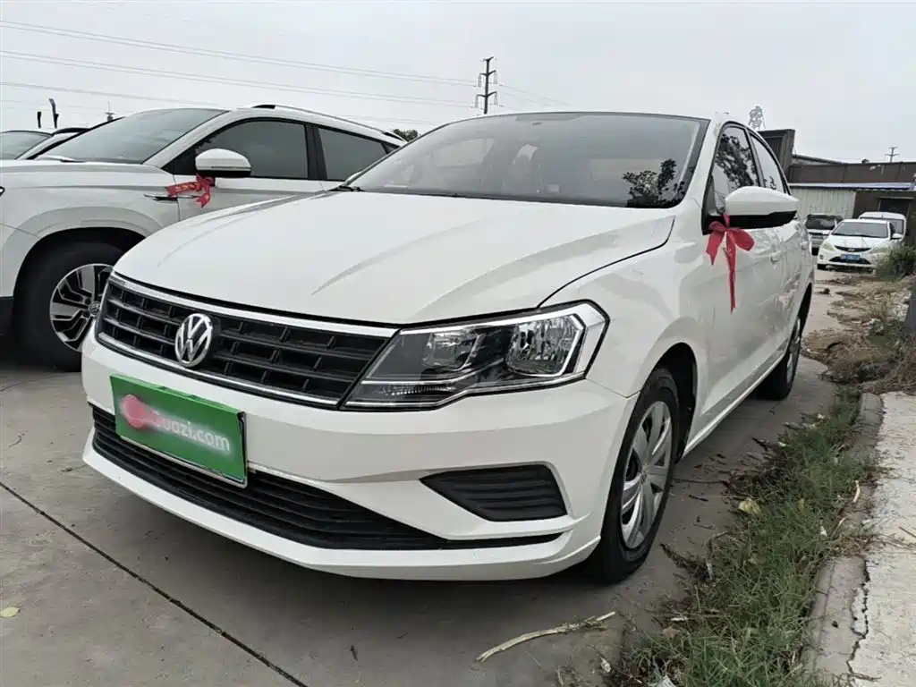 Volkswagen Jetta 2018 — фото 2