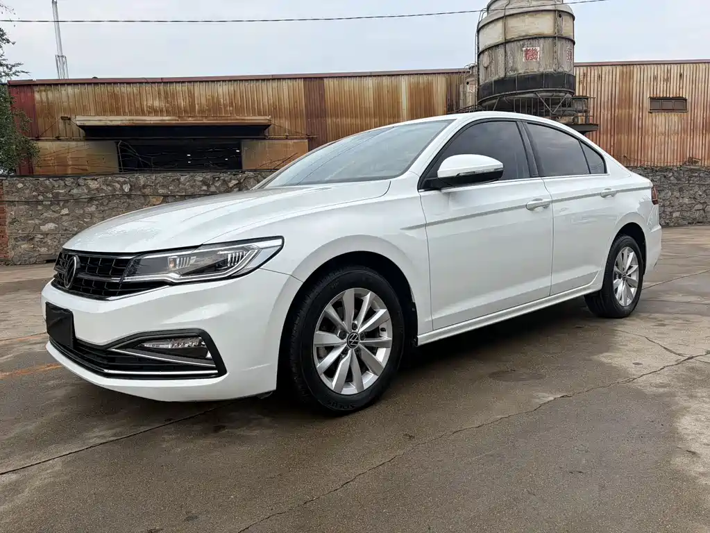 Volkswagen Bora 2022