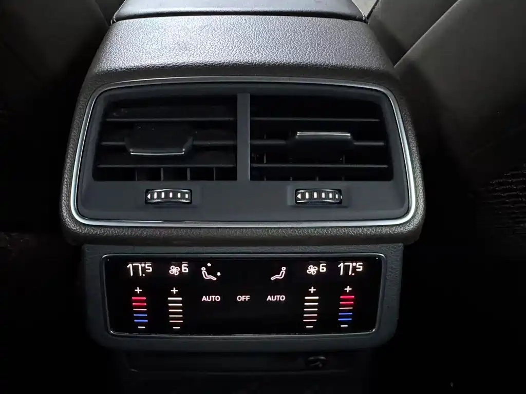 Audi A7L 2024 — фото 13