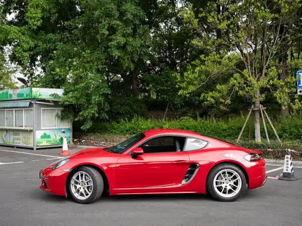 Porsche 718 2017