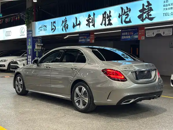 Mercedes-Benz C-Class 2019