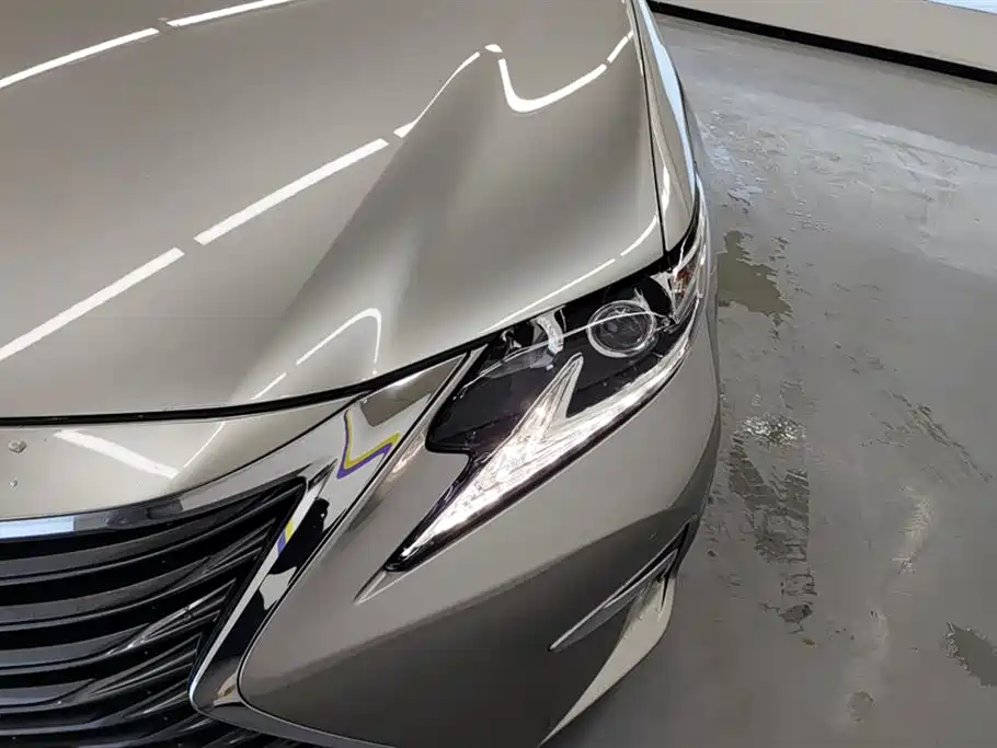 Lexus ES 2017 — фото 5