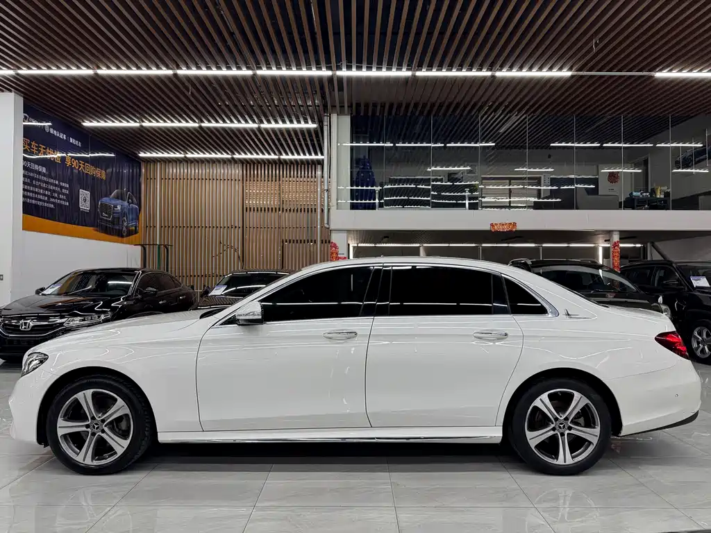 Mercedes-Benz E-Class 2019
