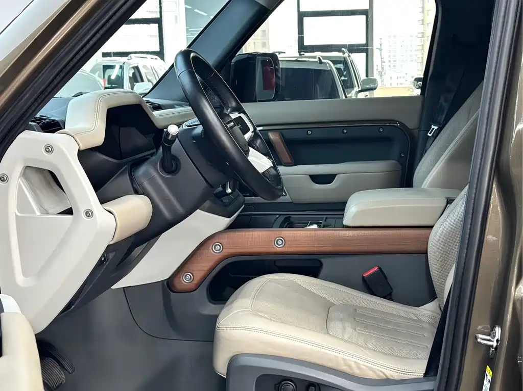 Land Rover Defender 2020 — фото 4