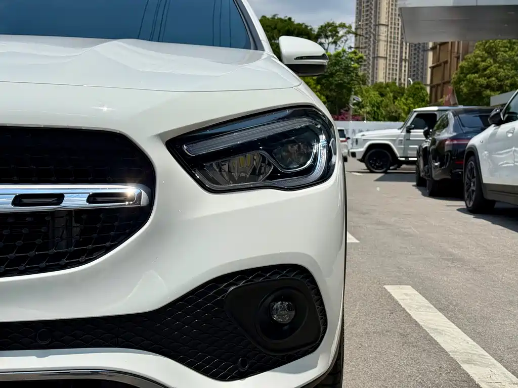Mercedes-Benz GLA 2023 — фото 10