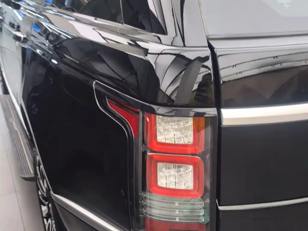 Land Rover Range Rover 2015 — фото 21