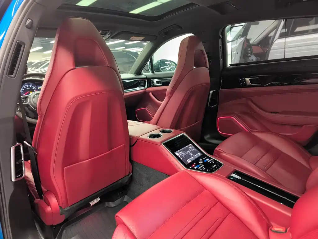 Porsche Panamera 2018 — фото 17