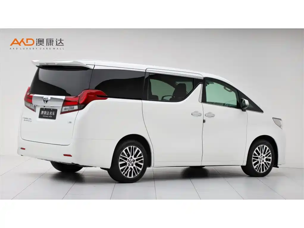 Toyota Alphard 2017 — фото 3