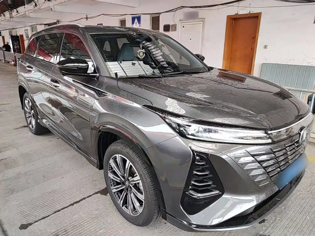 Changan CS75 PLUS 2025 — фото 4