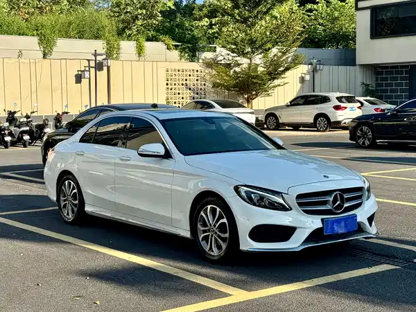 Mercedes-Benz C-Class 2017