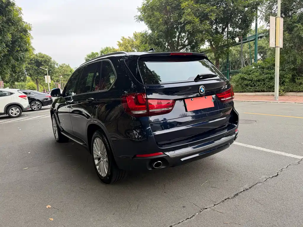 BMW X5 2017 — фото 9