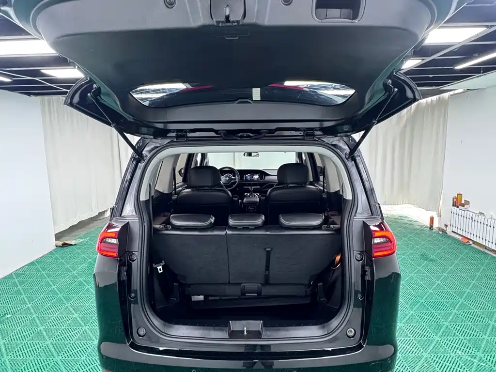 GAC Motor Trumpchi M6 2021