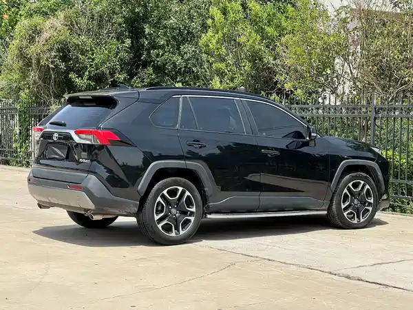 Toyota RAV4 2020