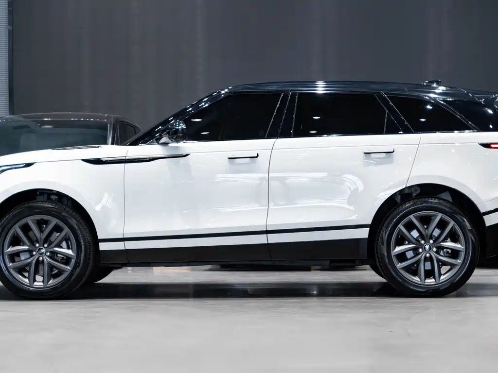 Land Rover Velar 2024 — фото 4