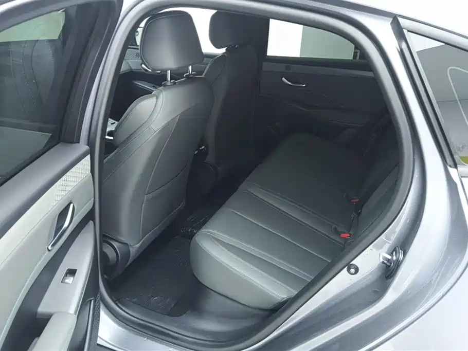 BYD Qin PLUS 2025 — фото 11