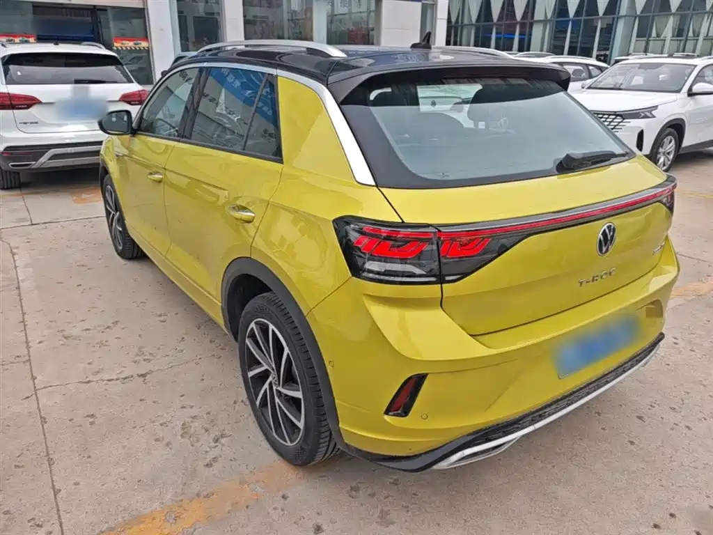 Volkswagen T-Roc 2023 — фото 5