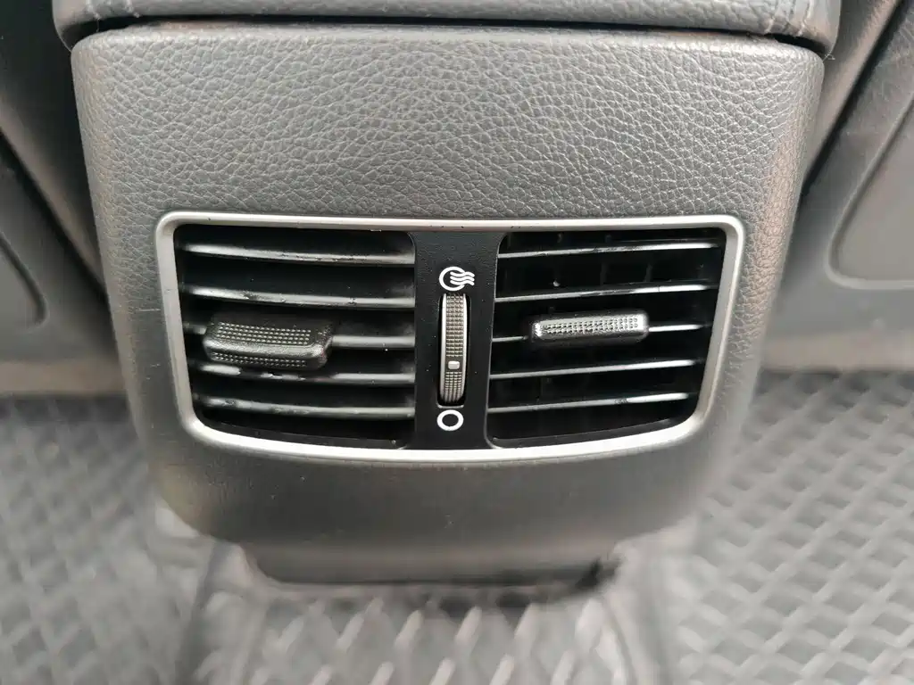 Hyundai Mistra 2015 — фото 10
