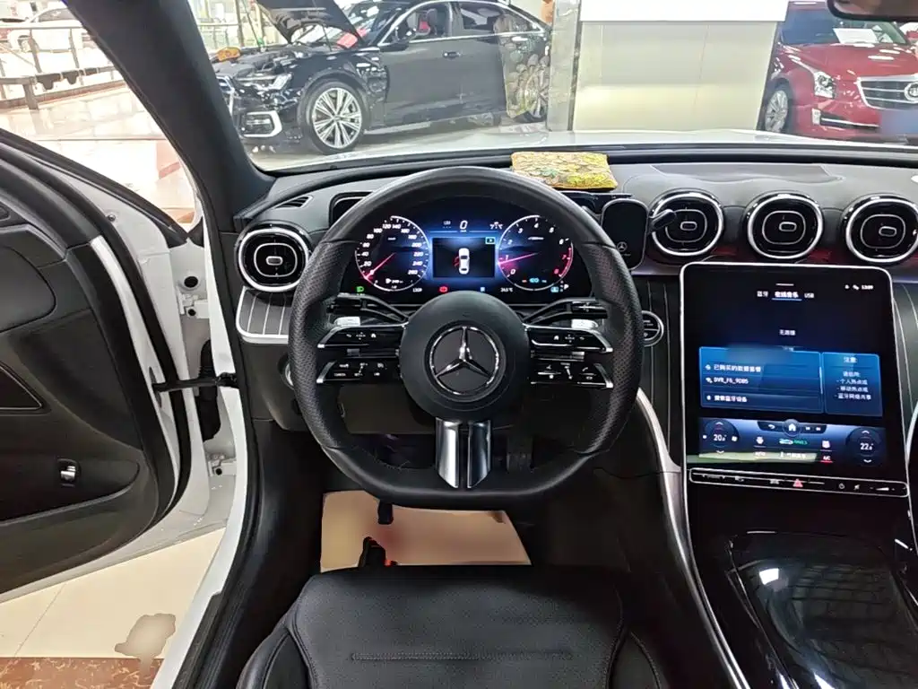 Mercedes-Benz C-Class 2022 — фото 11