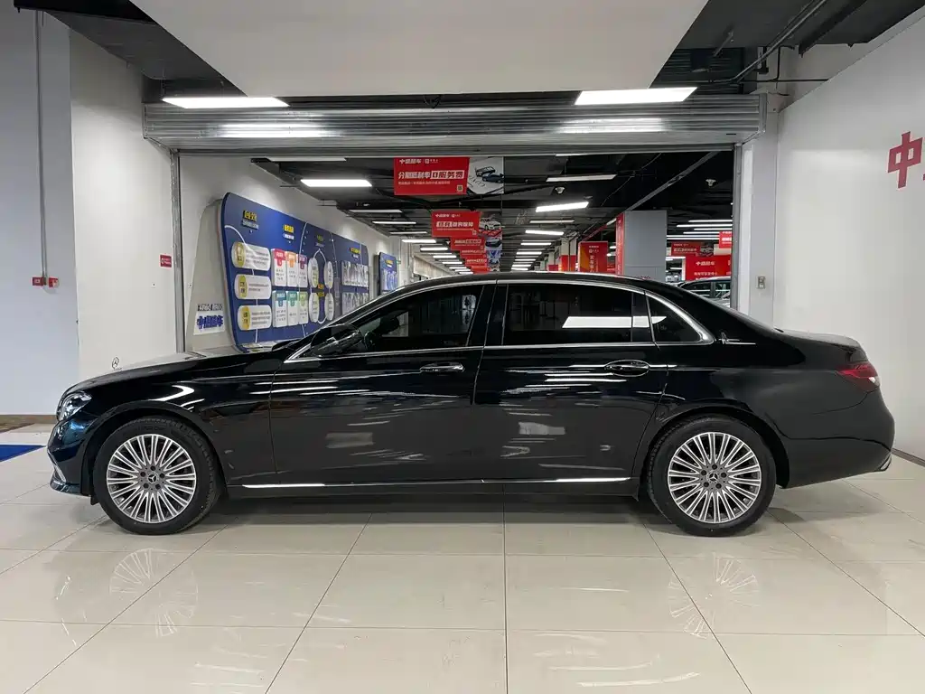 Mercedes-Benz E-Class 2023