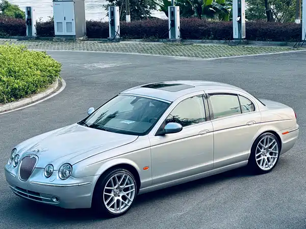 Jaguar S-TYPE 2004