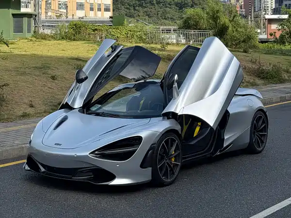 McLaren 720S 2019