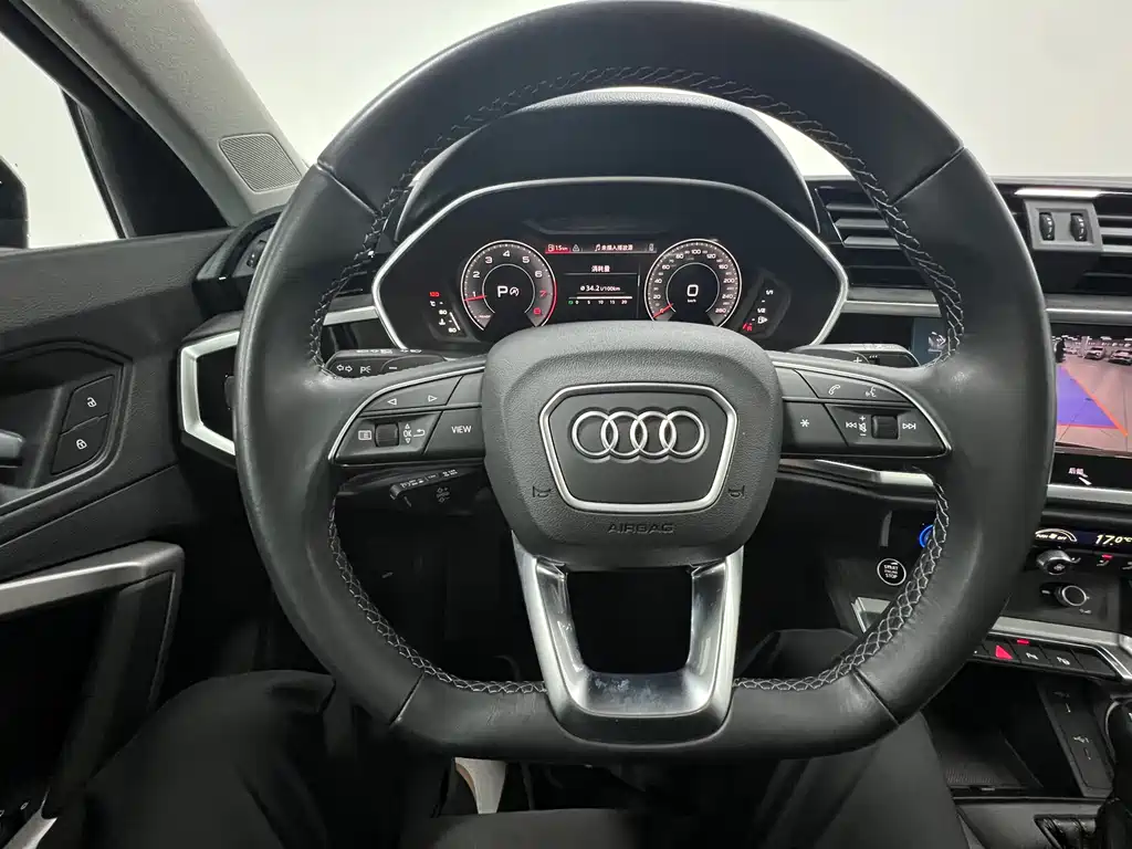 Audi Q3 2022 — фото 21
