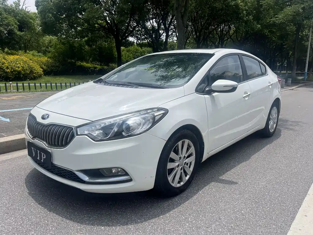 Kia K3 2015 — фото 1
