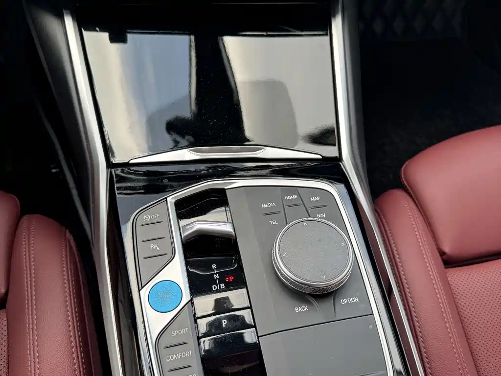 BMW i3 2023 — фото 14
