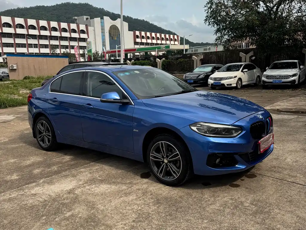 BMW 1 Series 2017 — фото 3