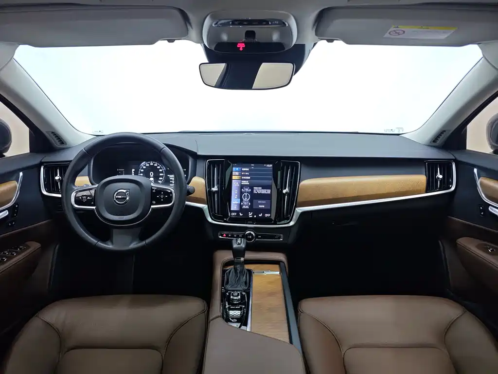 Volvo S90 2019 — фото 14