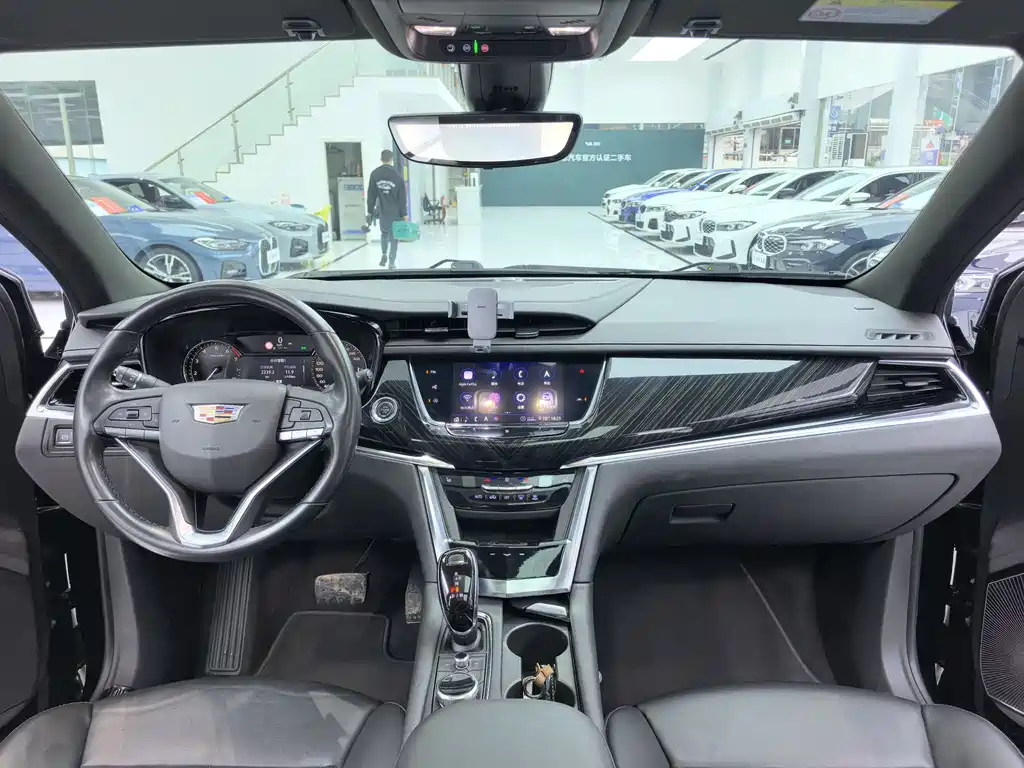 Cadillac XT6 2020 — фото 12