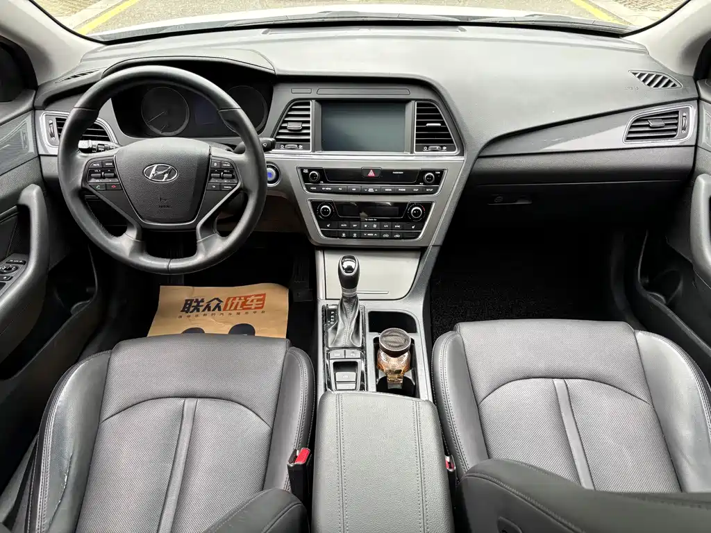 Hyundai Sonata 2017 — фото 12
