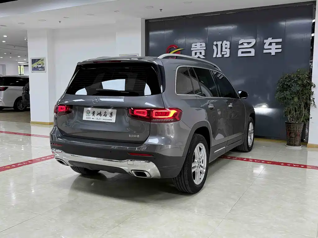 Mercedes-Benz GLB 2023 — фото 12