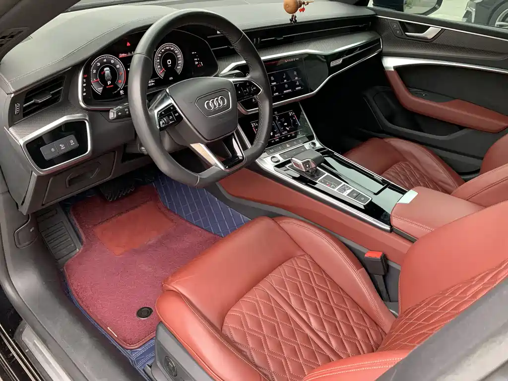 Audi A7L 2023 — фото 13