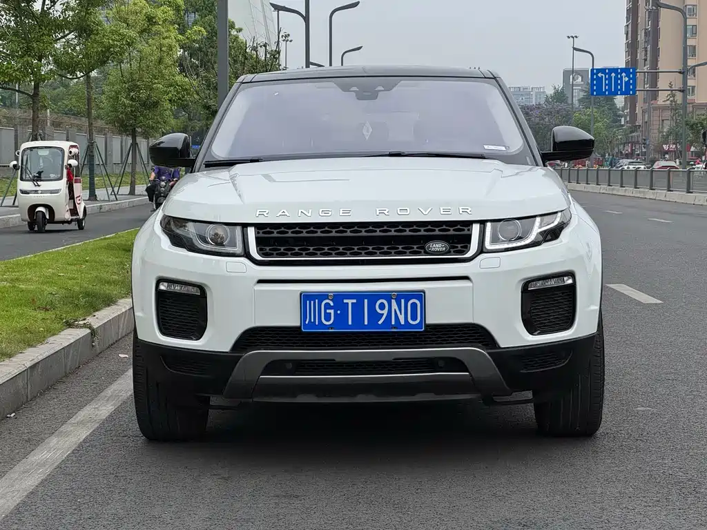 Land Rover Evoque 2018 — фото 2