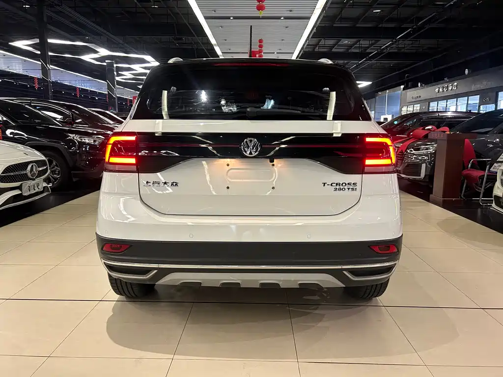 Volkswagen T-Cross 2019 — фото 9