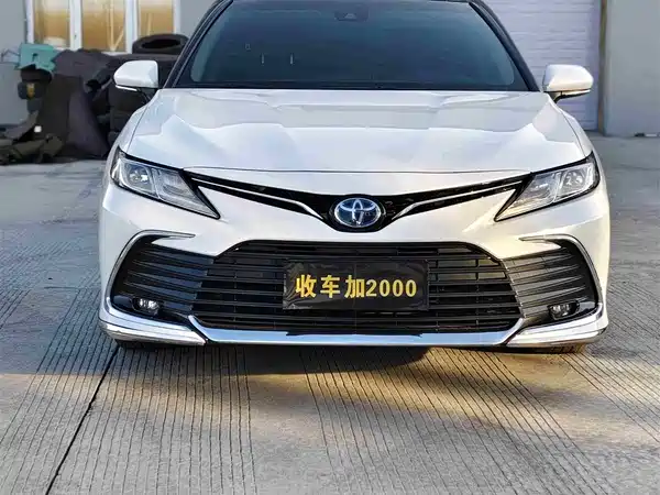 Toyota Camry 2023