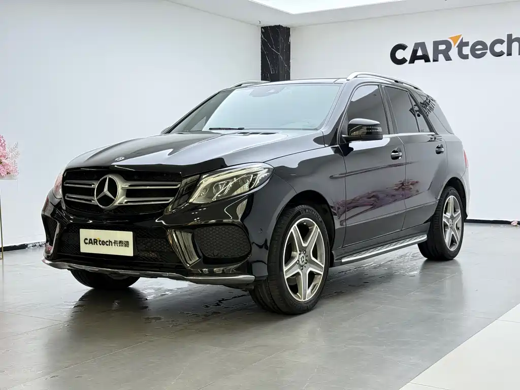 Mercedes-Benz GLE 2017 — фото 1